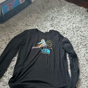 Long sleeve North Face skiing shirt